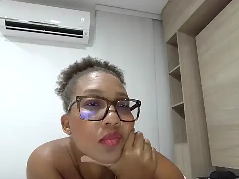 megan-hotxx online show from 06/26/26, 02:50