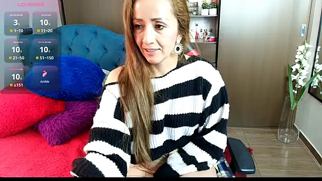 Snapshot of valeria_teiku chatting on 10/19/25, 08:55 valeria teiku online show from 10/19/25, 08:55
