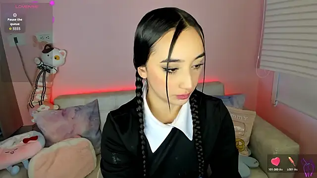 tinysara online show from 03/20/26, 04:19