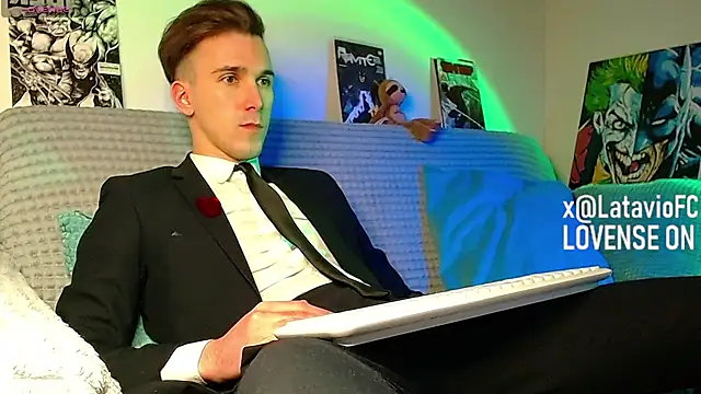 Midnighter  online show from 04/15/26, 12:27