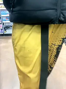 Snapshot of BBC_LONGPIPE22 chatting on 12/01/25, 01:01 BBC LONGPIPE22 online show from 12/01/25, 01:01