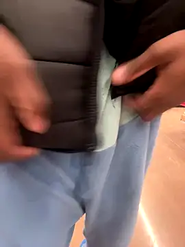 Snapshot of BBC_LONGPIPE22 chatting on 12/15/25, 12:22 BBC LONGPIPE22 online show from 12/15/25, 12:22