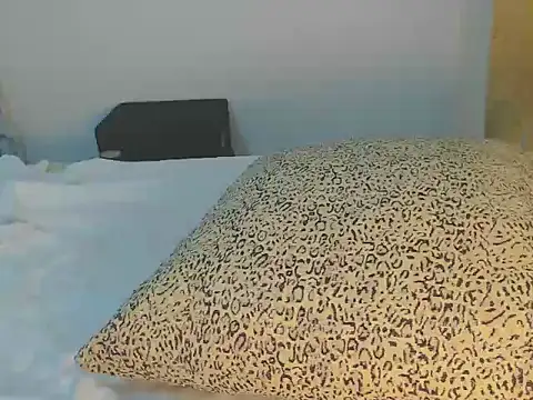 wetmypants online show from 10/04/25, 08:38