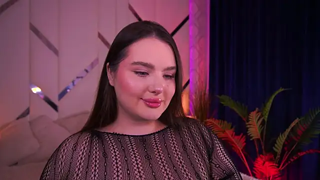 CuteAmberr online show from 10/31/25, 12:29