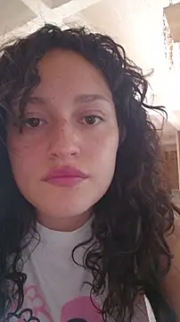 megan doll2 online show from 04/18/26, 07:58