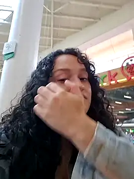 Snapshot of megan_doll2 chatting on 02/25/26, 10:09 megan doll2 online show from 02/25/26, 10:09