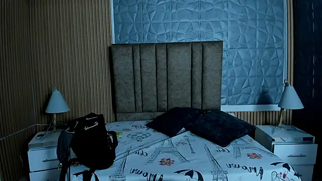 charlottewhitte online show from 02/17/26, 11:18