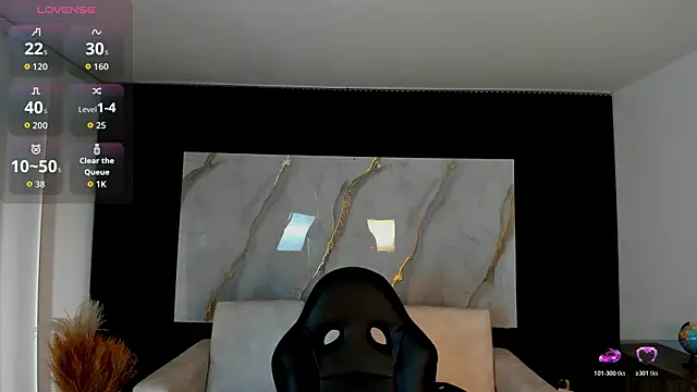 charlottewhitte online show from 03/27/26, 12:50