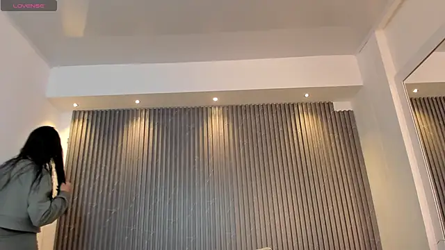 Snapshot of charlottewhitte chatting on 03/21/25, 11:33 charlottewhitte online show from 03/21/25, 11:33