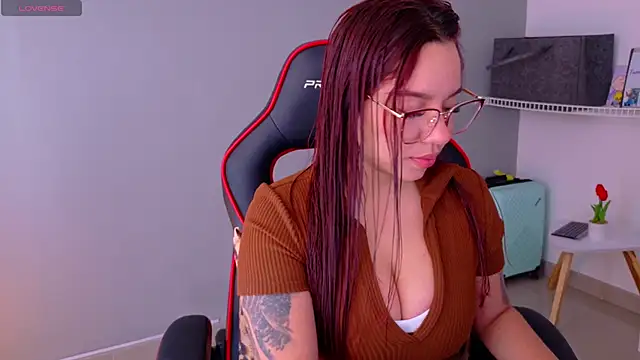 samantha tattu online show from 04/10/26, 04:14