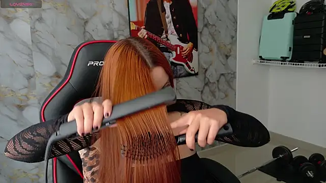 samantha tattu online show from 10/10/25, 08:09