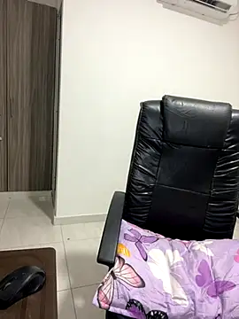 Violetacam 05 online show from 10/04/25, 09:00