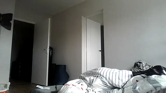 sebcucold online show from 04/17/26, 02:09