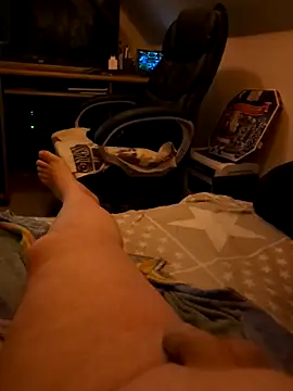 Mariomario0565 online show from 12/04/25, 08:30