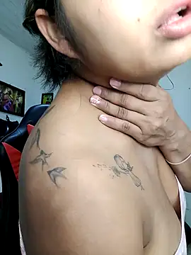 Snapshot of chalohott chatting on 03/19/25, 10:22 chalohott online show from 03/19/25, 10:22