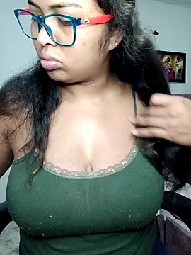 Snapshot of chalohott chatting on 02/09/26, 12:47 chalohott online show from 02/09/26, 12:47