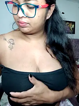 Snapshot of chalohott chatting on 02/05/26, 10:55 chalohott online show from 02/05/26, 10:55