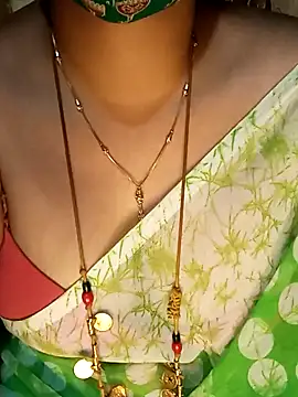 tuttifrutti17 online show from 02/13/25, 04:50