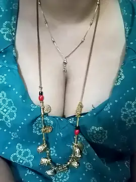 tuttifrutti17 online show from 03/16/25, 05:39