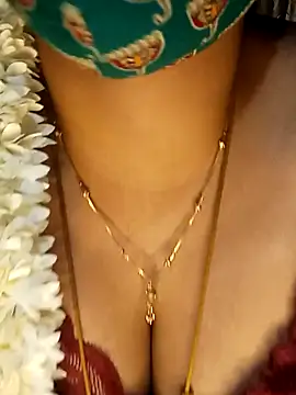 tuttifrutti17 online show from 02/25/25, 05:30