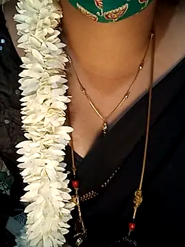 tuttifrutti17 online show from 02/17/25, 05:23