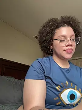 QueenNuttCollector online show from 03/13/26, 04:01