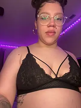 QueenNuttCollector online show from 11/09/25, 11:03