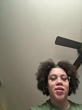 QueenNuttCollector online show from 03/12/26, 05:17