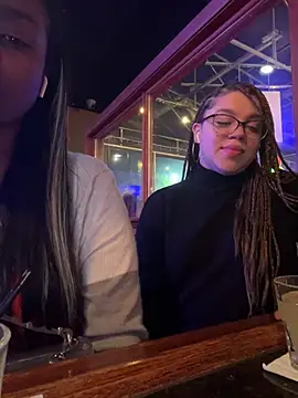 QueenNuttCollector online show from 01/18/25, 01:19