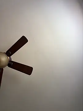 QueenNuttCollector online show from 03/29/26, 02:30