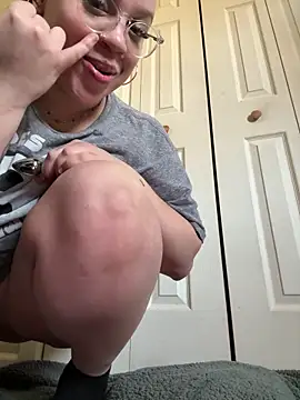 QueenNuttCollector online show from 04/10/26, 05:53