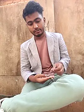 Snapshot of mahadakha78 chatting on 12/18/25, 03:00 mahadakha78 online show from 12/18/25, 03:00