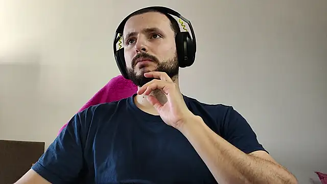 iurytx online show from 09/29/25, 11:49