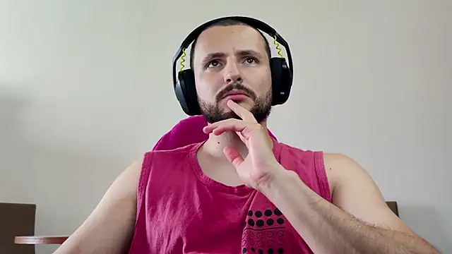 iurytx online show from 11/15/25, 12:09