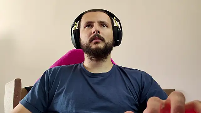 iurytx online show from 10/27/25, 12:17