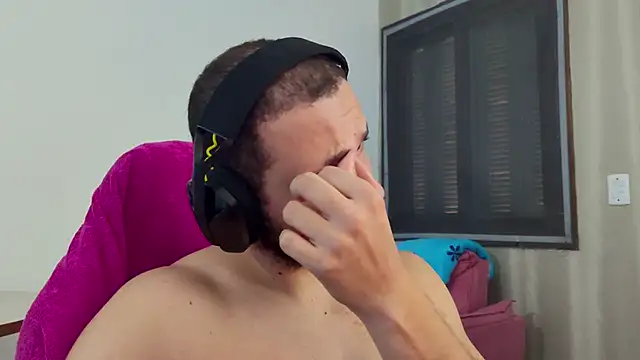 iurytx online show from 02/10/26, 09:03