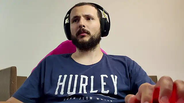 iurytx online show from 10/31/25, 09:43