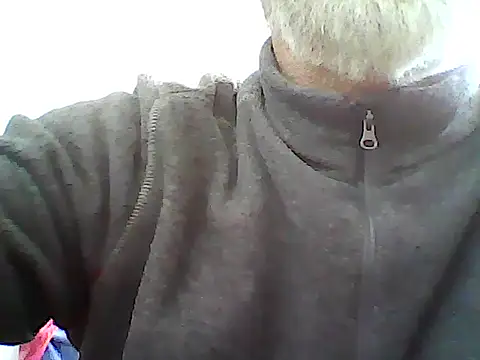 Snapshot of xcimeru chatting on 02/28/25, 08:53 xcimeru online show from 02/28/25, 08:53
