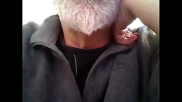 xcimeru online show from 11/04/25, 04:22