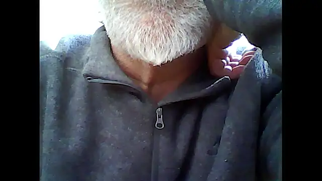 Snapshot of xcimeru chatting on 09/10/25, 08:02 xcimeru online show from 09/10/25, 08:02