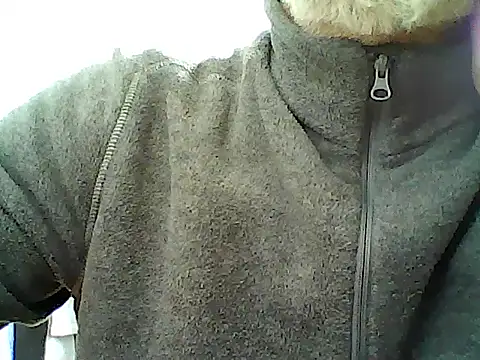 Snapshot of xcimeru chatting on 02/27/25, 12:45 xcimeru online show from 02/27/25, 12:45