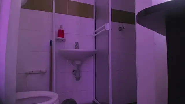 izaro22 online show from 11/27/25, 02:45