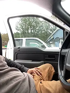 Snapshot of Themechanic420 chatting on 02/04/25, 03:26 Themechanic420 online show from 02/04/25, 03:26