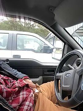 Snapshot of Themechanic420 chatting on 01/07/25, 01:46 Themechanic420 online show from 01/07/25, 01:46