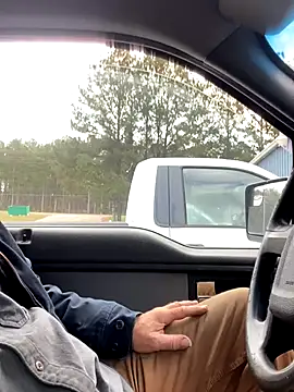 Snapshot of Themechanic420 chatting on 12/04/24, 02:53 Themechanic420 online show from 12/04/24, 02:53