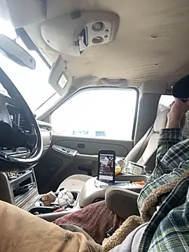 Snapshot of Themechanic420 chatting on 10/29/25, 06:07 Themechanic420 online show from 10/29/25, 06:07