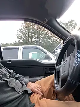 Snapshot of Themechanic420 chatting on 02/13/25, 01:05 Themechanic420 online show from 02/13/25, 01:05