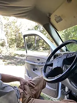 Snapshot of Themechanic420 chatting on 10/16/25, 03:20 Themechanic420 online show from 10/16/25, 03:20