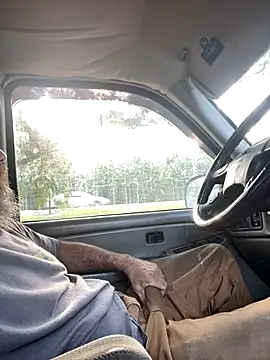 Snapshot of Themechanic420 chatting on 10/01/25, 01:37 Themechanic420 online show from 10/01/25, 01:37