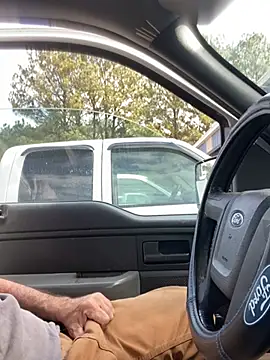 Snapshot of Themechanic420 chatting on 02/04/25, 06:38 Themechanic420 online show from 02/04/25, 06:38